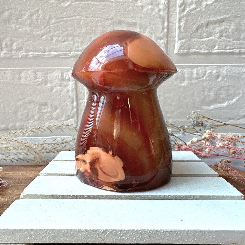 Gorgeous Carnelian Mushroom Carving